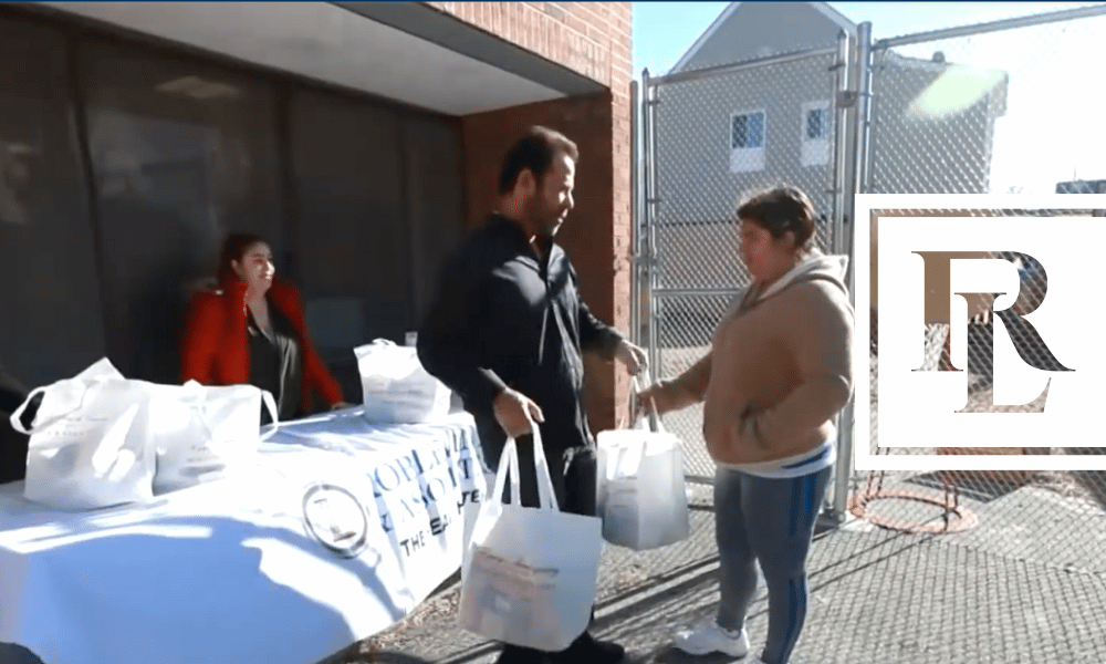 Rob Levine gives away turkeys